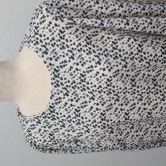 Melloday 3/4 Sleeve Polka Dot Animal Print Blouse Size Medium - Picture 2 of 10